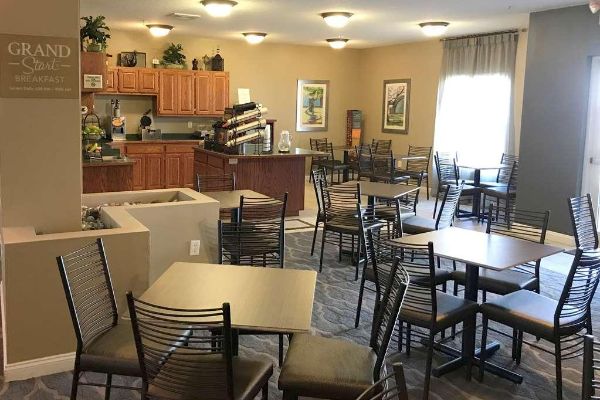 Hotel GrandStay Ames